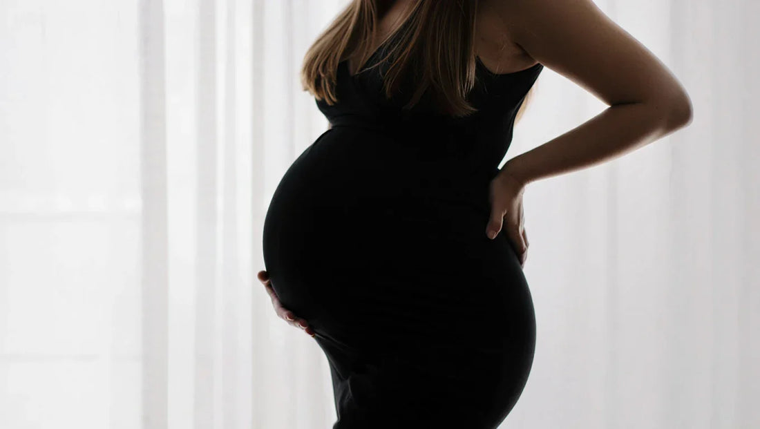 Quels bijoux et accessoires de maternité choisir selon les étapes de sa vie de maman