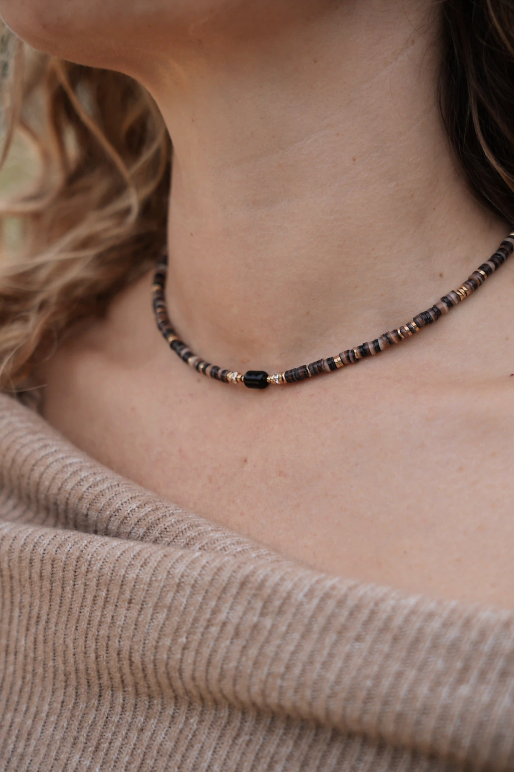 Multicolored women's necklace