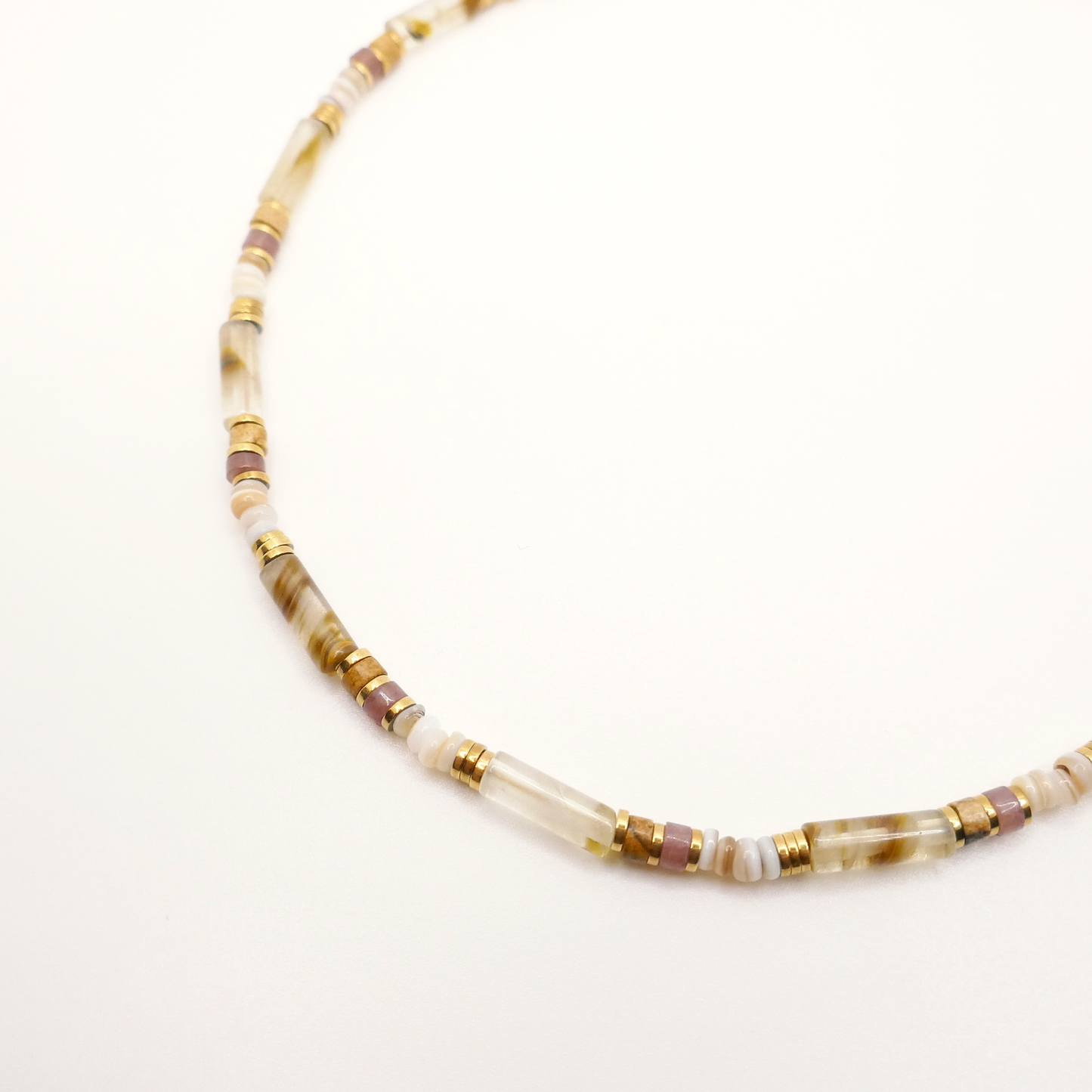 Summer necklace in Heishi pearls