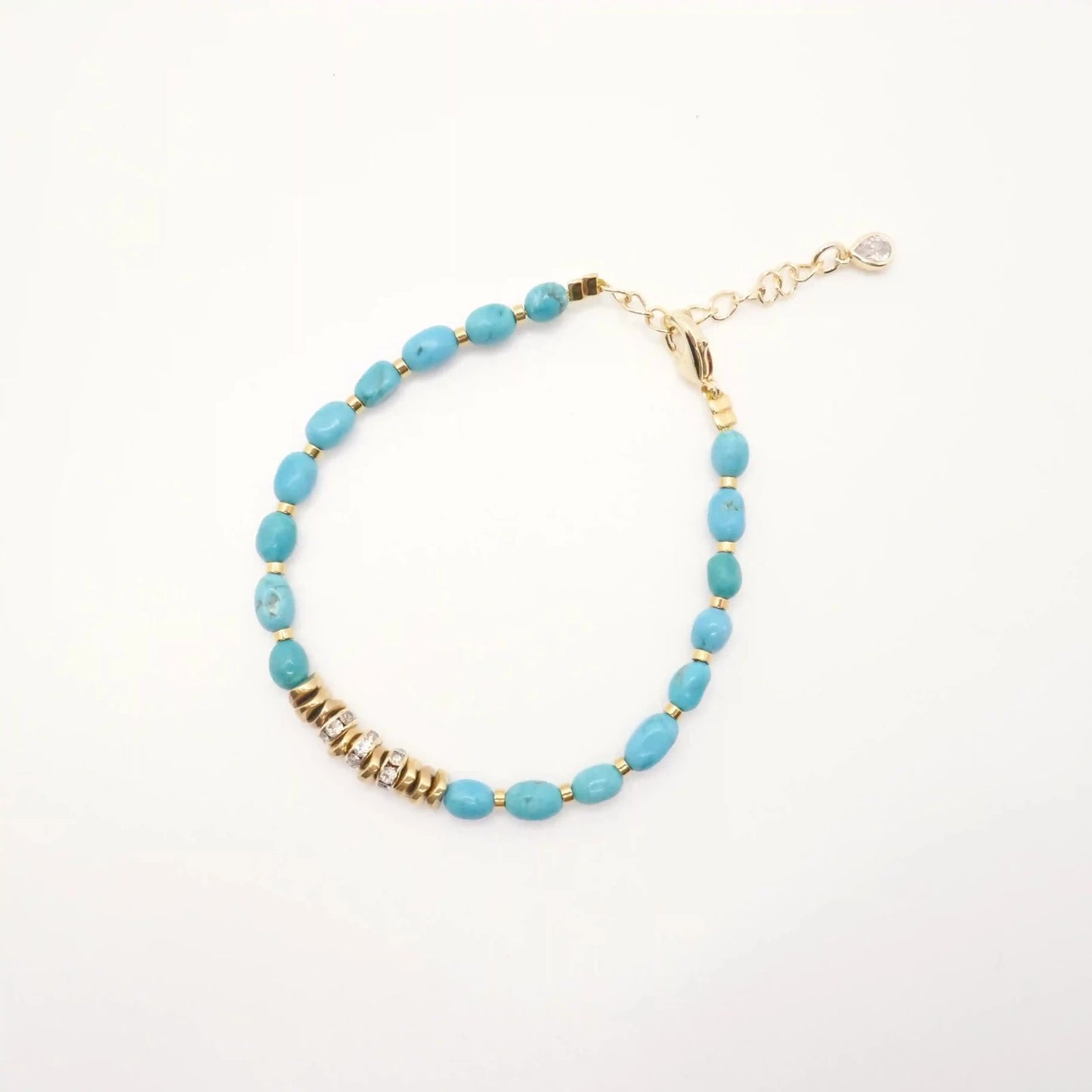 bracelet turquoise et ses perles dorées