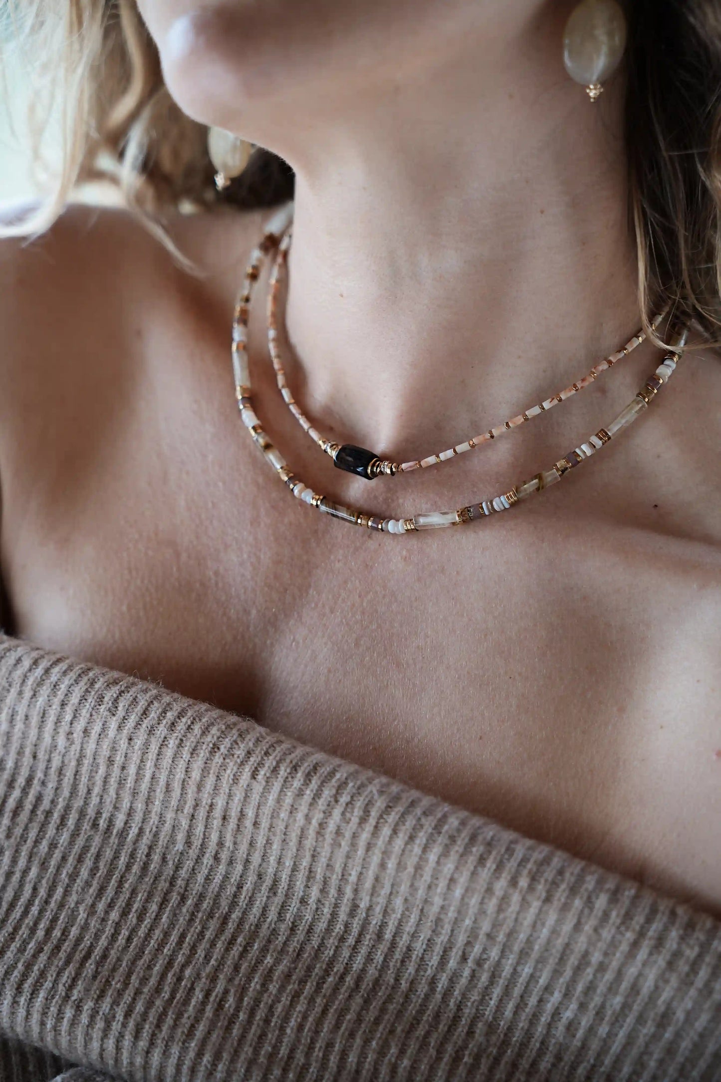Multicolored pearl necklace