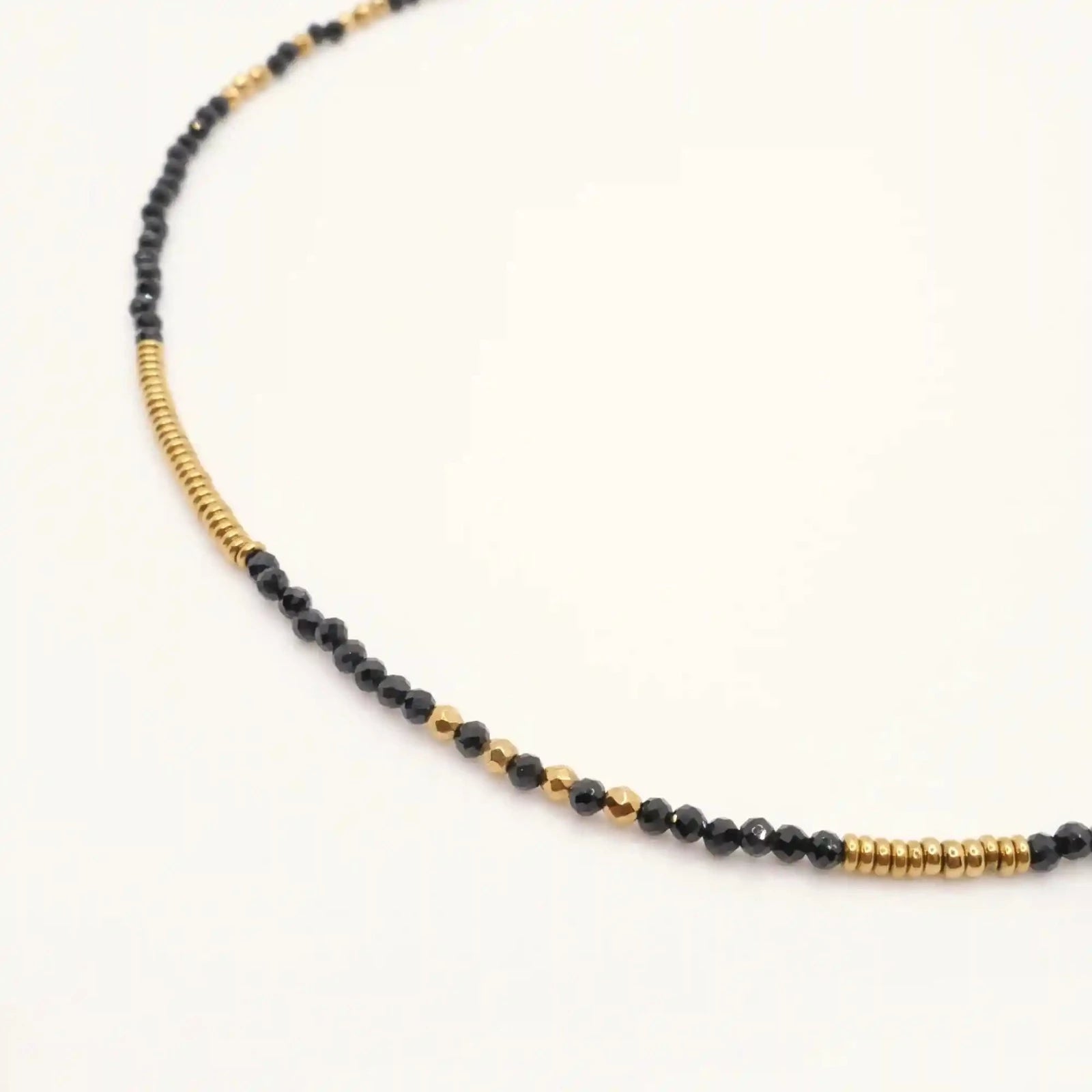 collier femme noir