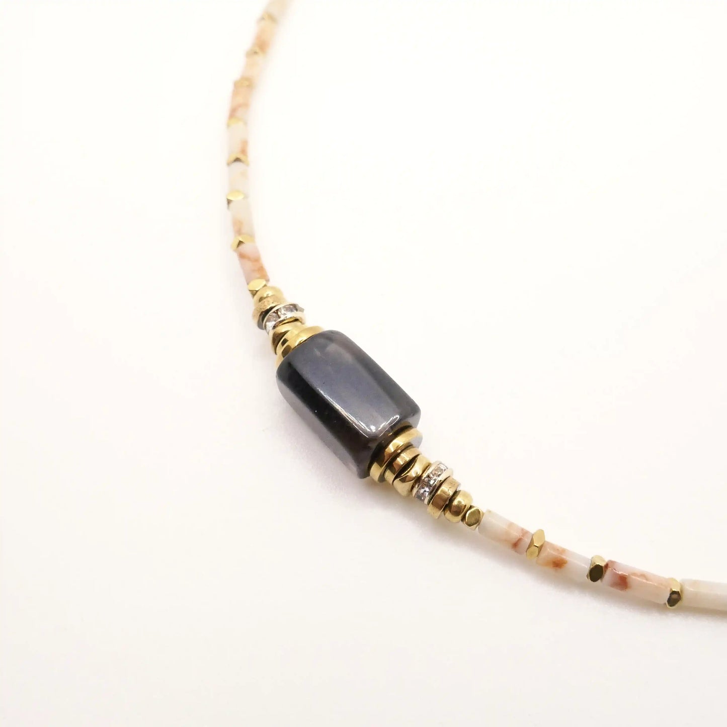 Multicolored pearl necklace