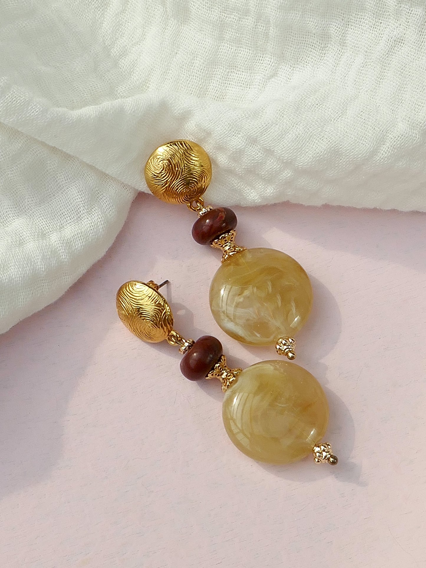 Boucles d'oreilles Antoinette beiges