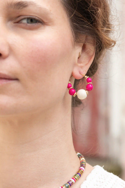 boucles d'oreilles perles roses