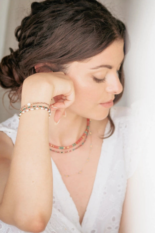 Bracelet in natural pearls and Rose Quartz - Cloralys Bijoux