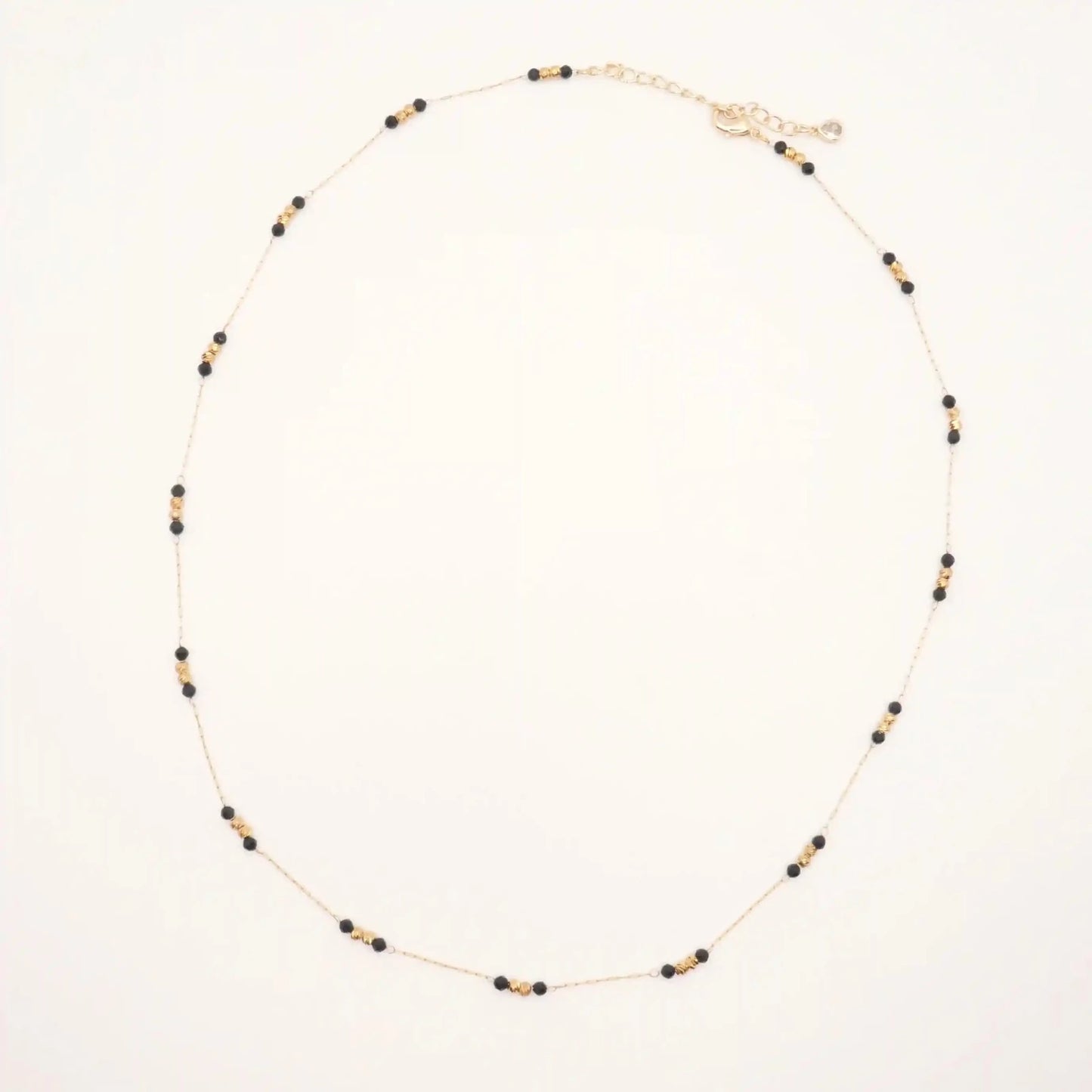 fin collier or de 45 cm en maille chaînée avec perles d'Agate noire