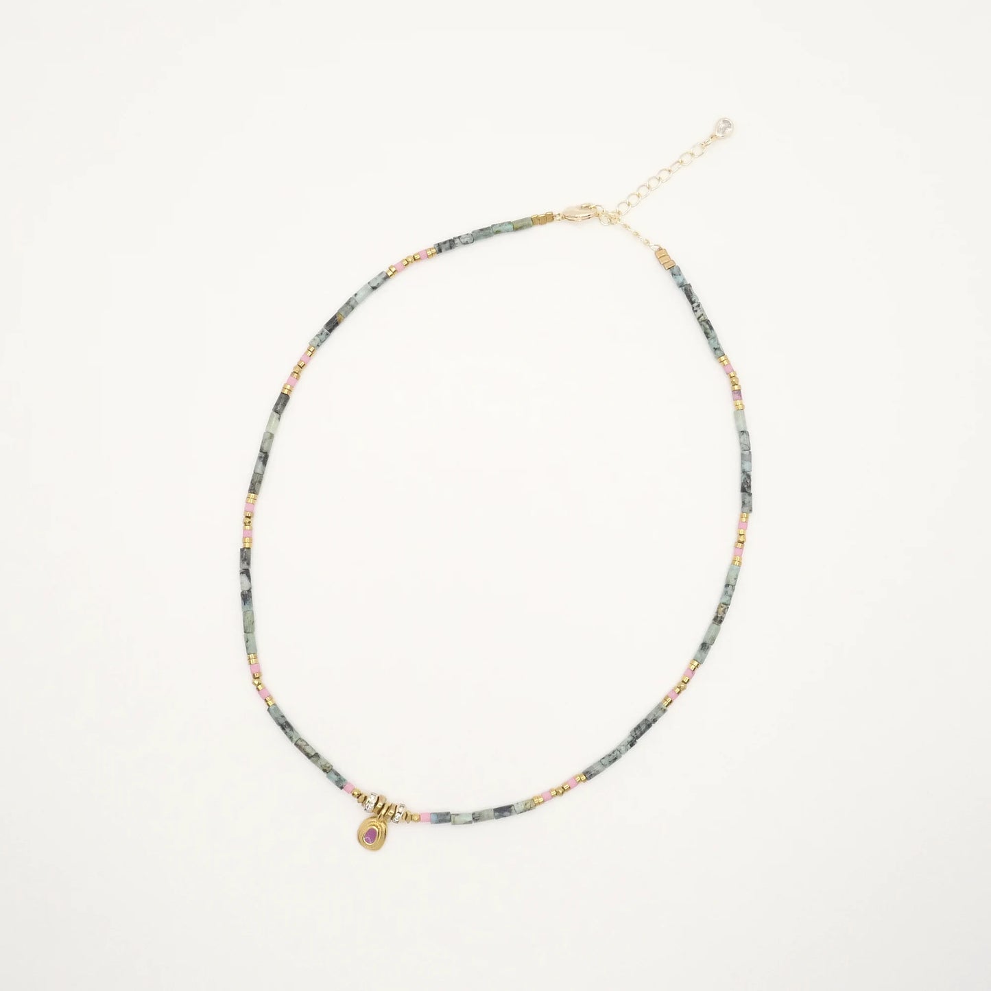 Multicolored pearl necklace