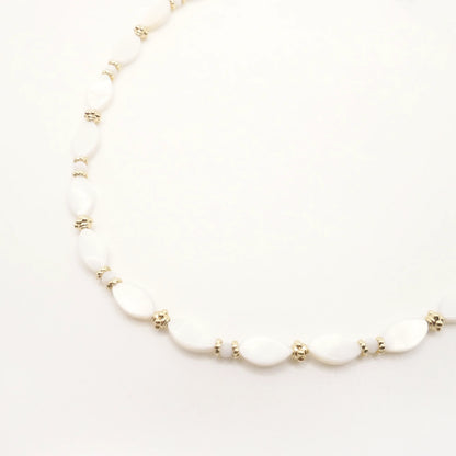 Collier Janice