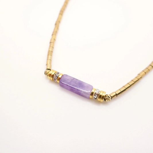 collier en perles fines en or et perle violette d'Améthyste